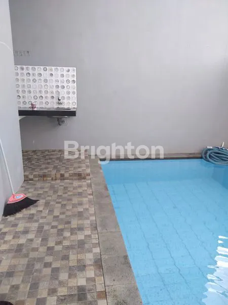 image DIJUAL MURAH, RUMAH MODERN 2 LANTAI PLUS KOLAM RENANG, LINGKUNGAN PERUMAHAN ONE GATE SYSTEM (4)