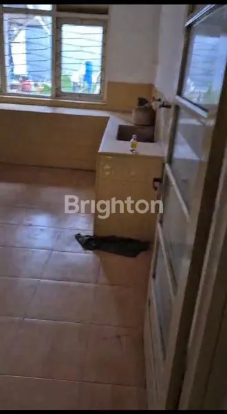 image DISEWAKAN 2 RUMAH  MAINROAD SUPADIO (7)