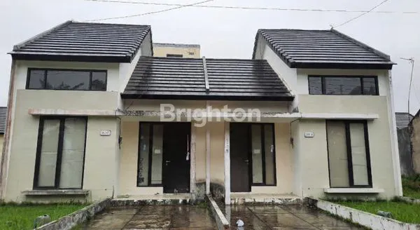 image PERUMAHAN 2 UNIT LANGSUNG PEMANDANGAN GOLF (1)