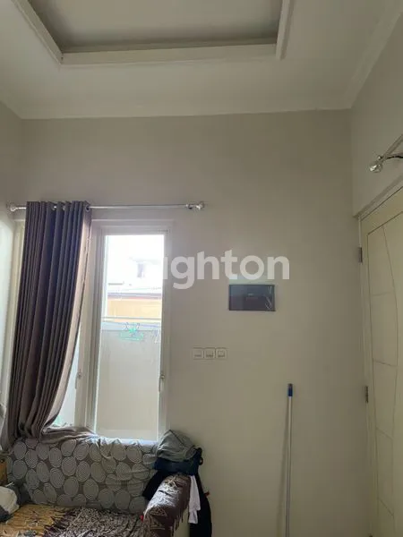 image JUAL CEPAT RUMAH 2 LANTAI LEBAK SELANGKAH KE RAYA KENJERAN (2)