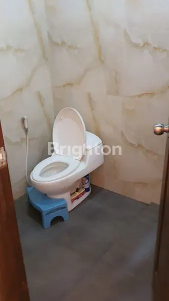 image RUMAH MINIMALIS 3 LANTAI DI SUNTER JAYA (6)