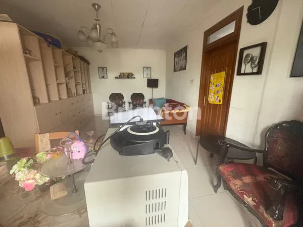 image RUMAH STRATEGIS DI CILEDUG, COCOK UNTUK USAHA & HUNIAN (2)