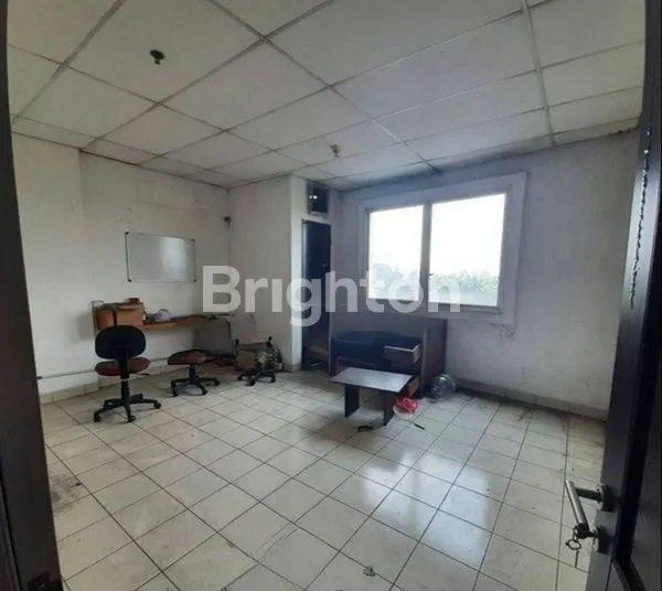 image RUKO 3 LANTAI DI BSD JUNCTION, LOKASI STRATEGIS (5)