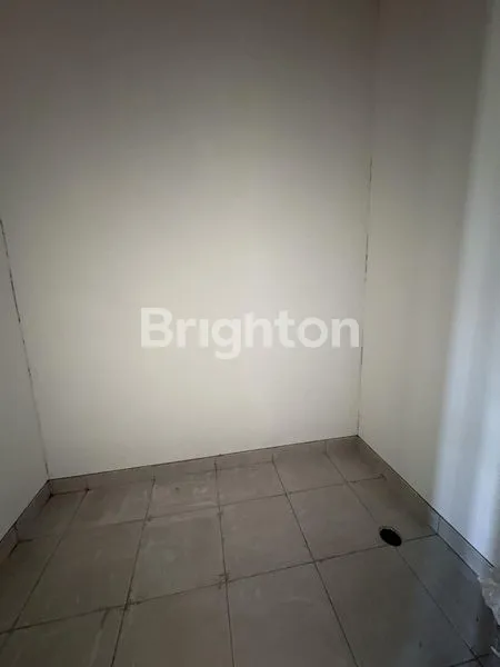 image RUMAH BARU 2 LANTAI DI DALAM CLUSTER BUKIT NIRMALA PIK 2 (5)