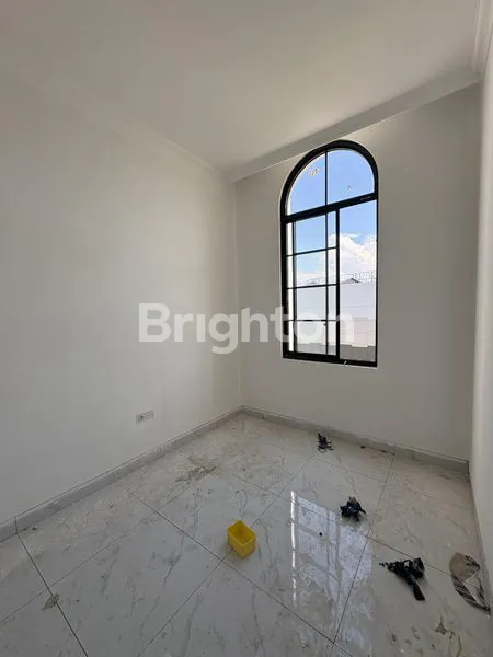 image RUMAH BARU 2 LANTAI DI DALAM CLUSTER BUKIT NIRMALA PIK 2 (7)