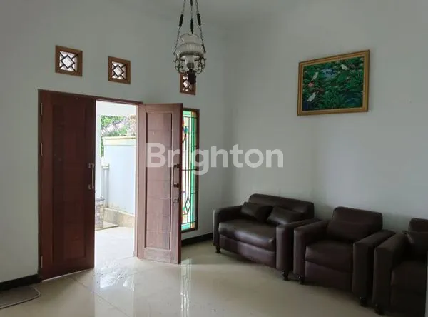 image RUMAH KANTOR MEWAH , LOKASI STRATEGIS DI SAMARINDA (2)