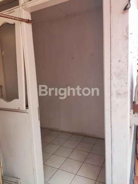 image RUMAH SIAP HUNI DI TAMAN UBUD LIPPO KARAWACI TANGERANG (5)