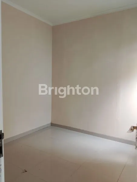 image DIJUAL RUMAH CANTIK DAN STRATEGIS DIT APOS (7)