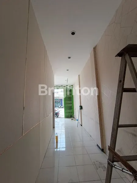 image RUKO 2 LANTAI SANGAT STRATEGIS NOL JALAN RAYA RUNGKUT MENANGGAL HARAPAN DEKAT MERR DEKAT PONDOK TJANDRA DEKAT TENGGILIS (5)