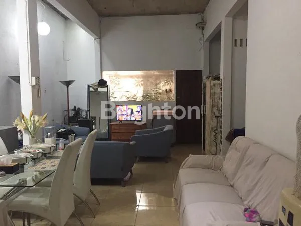 image RUMAH DI JL LESTARI LEBAK BULUS JAKARTA SELATAN (4)