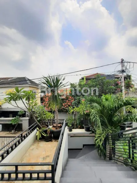 image DIJUAL RUMAH JAKARTA SELATAN (2)