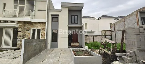 image BUTUH CEPAT RUMAH MODERN MINIMALIS WONOREJO SELANGKAH KE RAYA MERR (2)