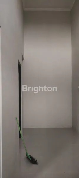 image BUTUH CEPAT RUMAH MODERN MINIMALIS WONOREJO SELANGKAH KE RAYA MERR (4)