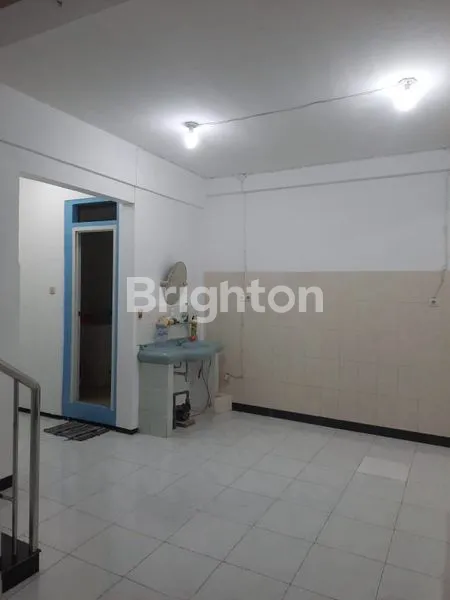 image RUMAH 3 KT SIAP HUNI DI BABATAN PANTAI, DEKAT KENJERAN, PAKUWON CITY, RAYA MERR, MULYOSARI (2)