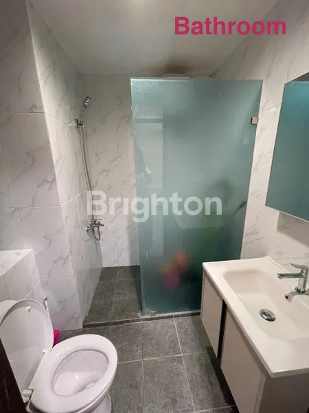 image DI JUAL APARTEMEN SEBERANG TAMAN ANGGREK (8)