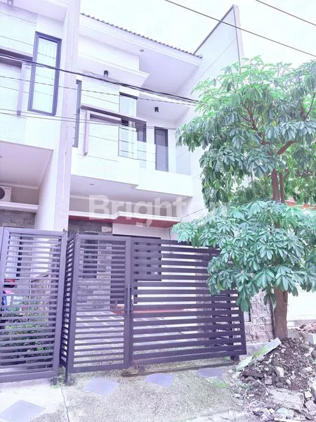 image RUMAH STRATEGIS MULYOSARI, 4 KT 4 KM, HADAP UTARA (1)