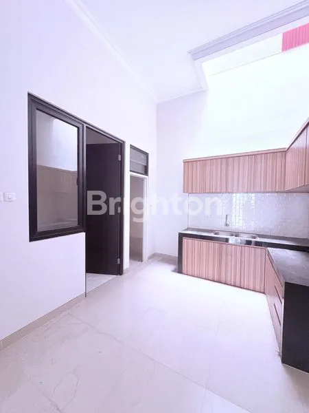 image RUMAH STRATEGIS MULYOSARI, 4 KT 4 KM, HADAP UTARA (4)