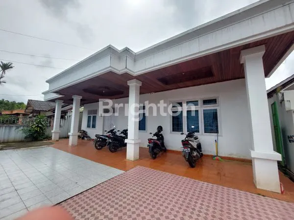 image DIJUAL CEPAT RUMAH KOS JL.WAHID HASYIM 2 ( SEMPAJA PINANG MAS ) SAMARINDA (1)