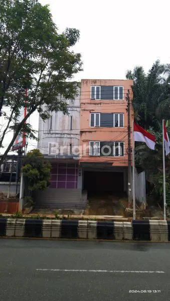 image DI JUAL RUKO 4 LANTAI DI JL. SUDIRMAN, LOKASI PREMIUM & STRATEGIS (1)