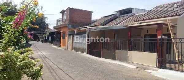 image RUMAH LUAS SIAP HUNI DEKAT GOR KEN AROK KOTA MALANG (4)