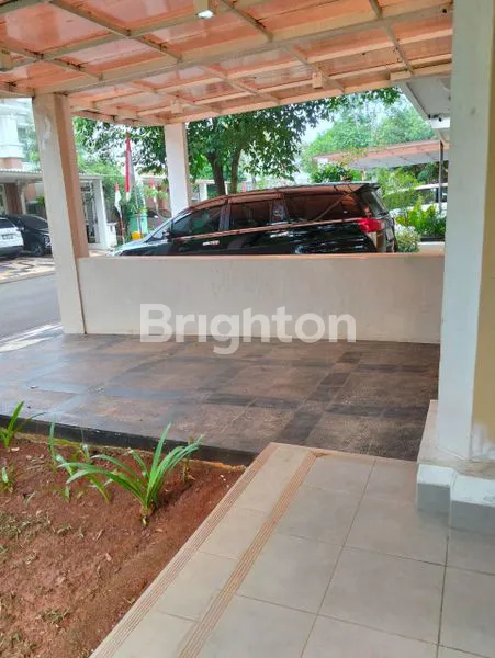 image RUMAH MEWAH SUMMARECON BEKASI (8)