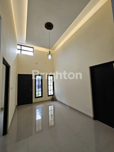 image RUMAH CLUSTER SAKURA, LOKASI STRATEGIS DAN FASILITAS LENGKAP (2)