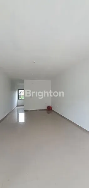 image RUKO BARU 3 LANTAI DI JALUR PUNCAK, SIAP BISNIS (4)