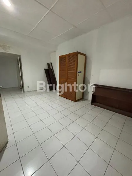 image JUAL CEPAT RUMAH 2 LT  DI PUSAT KOTA KEBUN JERUK.JAKARTA BARAT (7)
