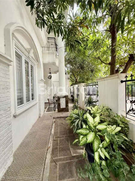 image RUMAH MEWAH HOOK GALAXY BEKASI (1)