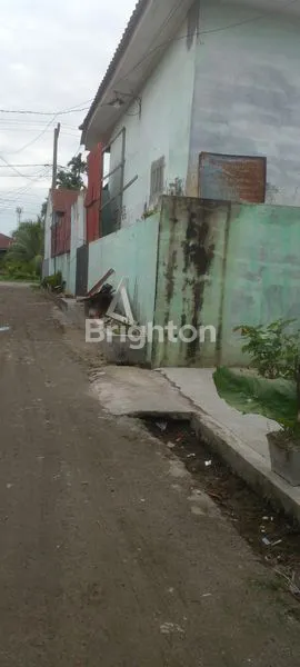 image RUMAH DAN KIOS DI PERBATASAN KOTA MEDAN ~DELISERDANG (5)
