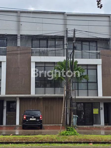 image RUKO 3 LT DENGAN AKSES TANGGA TERPISAH DI LIPPO KARAWACI BARAT TANGERANG (1)