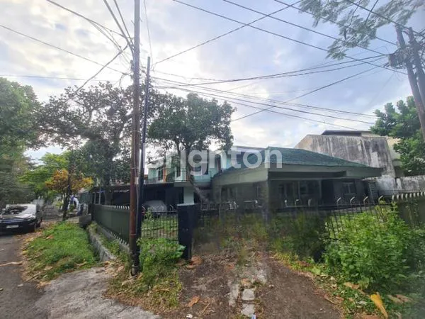 image RUMAH DI JUAL DAERAH IJEN. KOTA MALANG (1)