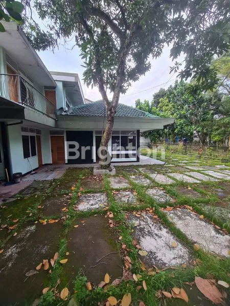 image RUMAH DI JUAL DAERAH IJEN. KOTA MALANG (2)