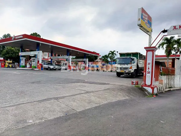 image POM BENSIN PASTI PAS TERLETAK DI JALAN RAYA SEMARANG SOLO (2)