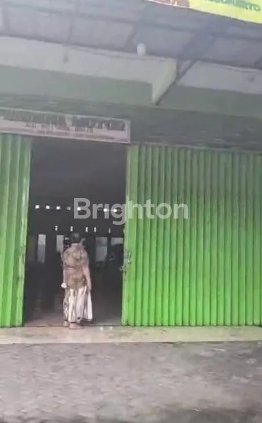 RUKO + RUMAH 2 LANTAI, 4 KT, HARGA MENARIK