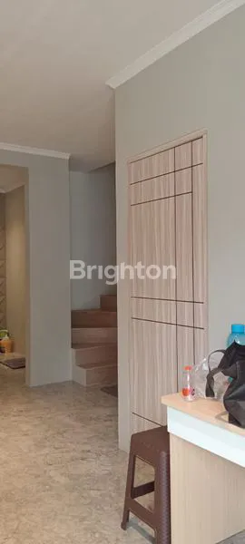 image RUMAH 2 LT HOEK SUDAH FULL RENOV DI CENDANA PARC LIPPO KARAWACI TANGERANG (6)