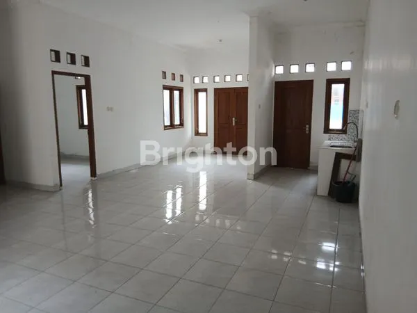 image RUMAH SIAP HUNI DI COLOMADU, DEKAT AKFIS & JALAN UTAMA (2)