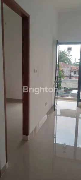 image JUAL RUMAH CANTIK DI PONDOK KELAPA JAKARTA TIMUR (3)
