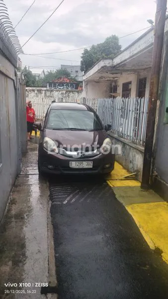 image RUMAH 1 LANTAI DI KEMAYORAN (4)