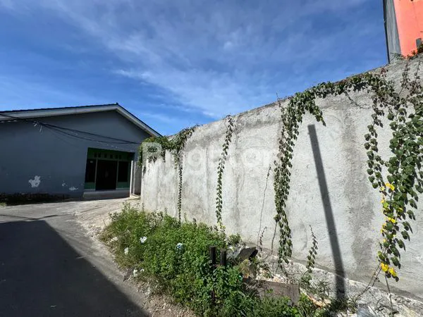 image TANAH LOKASI STRATEGIS DAN NYAMAN MERUYA UTARA (2)