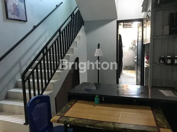 image SEWA RUMAH BERLOKASI STRATEGIS DI JALAN TUKAD BALIAN (7)