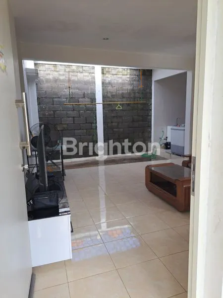 image HUNIAN NYAMAN DI TAMALATE, VIEW GREEN RIVER (2)