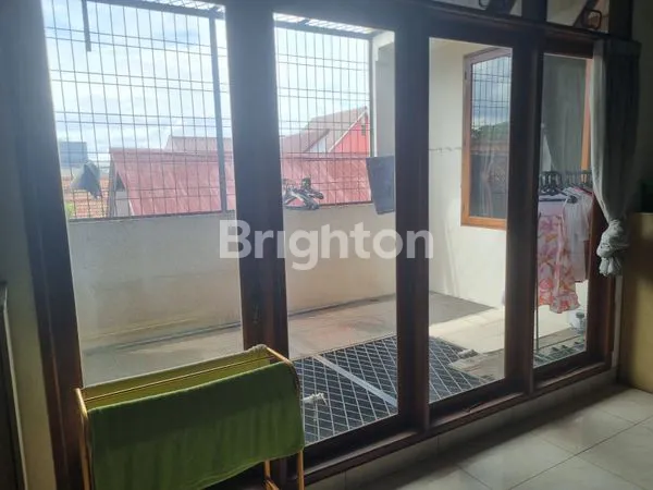 image RUMAH MEWAH 2 LANTAI, LT 252M² DI KEMANG PRATAMA 2 (6)