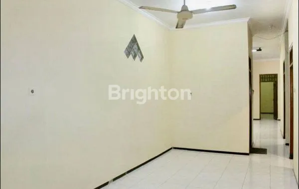 image RUMAH STRATEGIS DI JALAN NGAGEL, LT 144M², 3 KT (5)