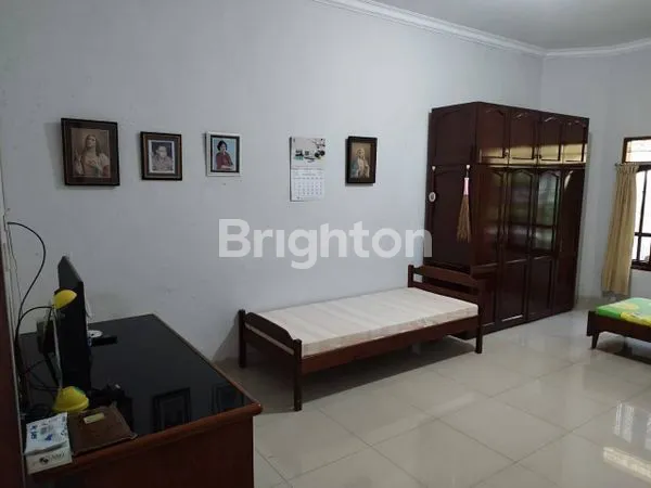 image RUMAH MEWAH LT 315M² DI JL KINIBALU, 4 KT (2)