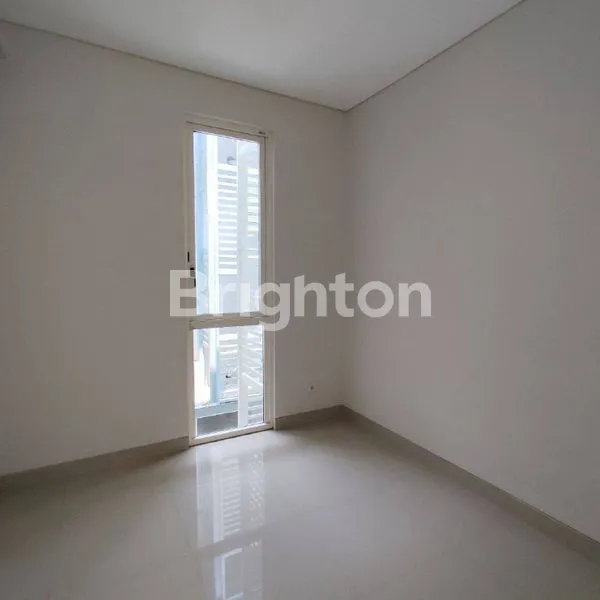 image UNIT STUDIO DI AMEGA CROWN, VIEW KOLAM RENANG (6)