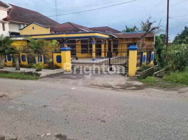 image RUMAH LUAS DI JL JERMAL 4 (2)