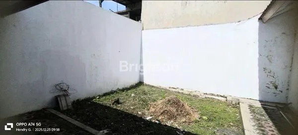 image RUMAH STRATEGIS DI ARAYA MALANG, LT 200M² HARGA NEGO (7)