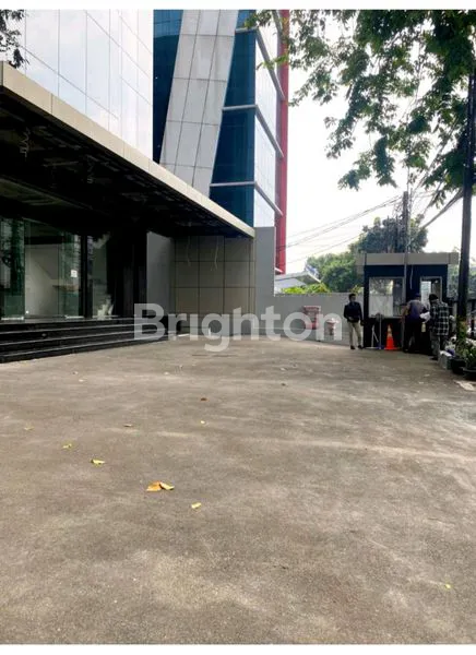 image GEDUNG PERKANTORAN STRATEGIS, 6 LANTAI + BASEMENT, SIAP PAKAI (2)