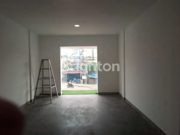 image RUKO  3 LANTAI STRATEGIS, JALAN RAYA SERANG (7)